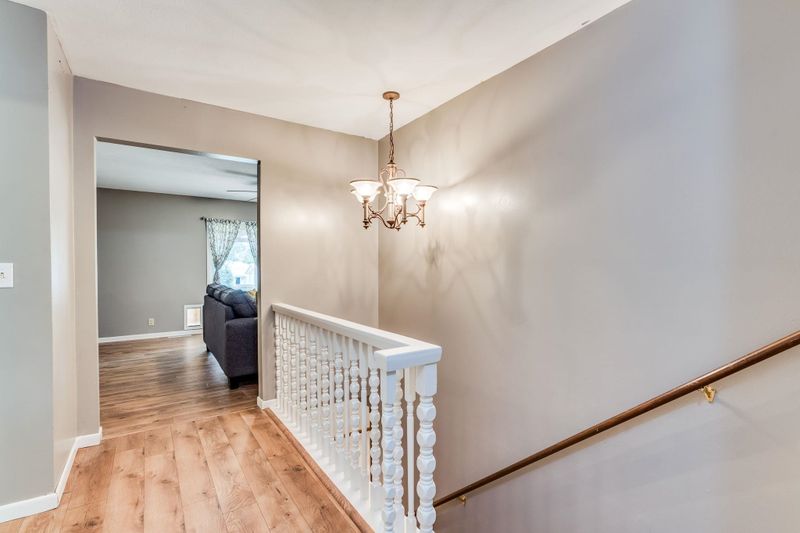 7311 W Suncrest, Wichita, KS 67212