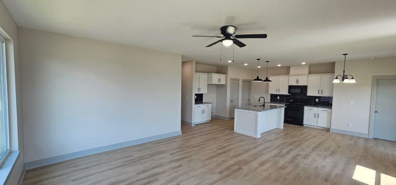 2131 E Cedar Tree, Park City, KS 67219