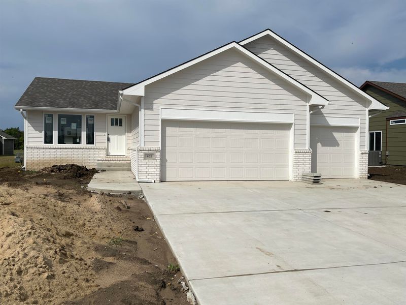 475 N Sunrise, Rose Hill, KS 67133