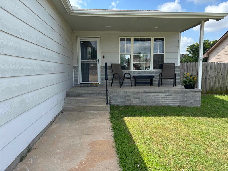 2633 E Fairchild St, Park City, KS 67219