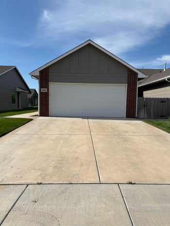2701-2703 W 55th St N, Wichita, KS 67204