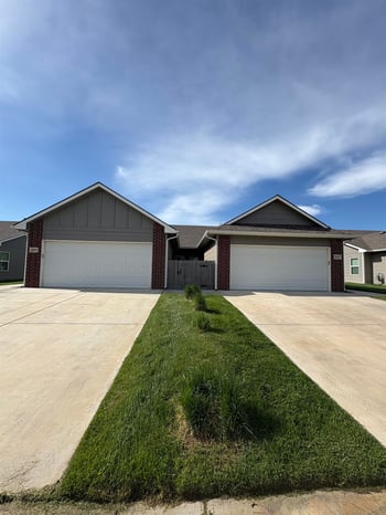 2617-2619 W 55th St N, Wichita, KS 67204