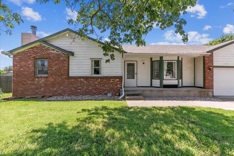 533 E Berry Ave, Rose Hill, KS 67133