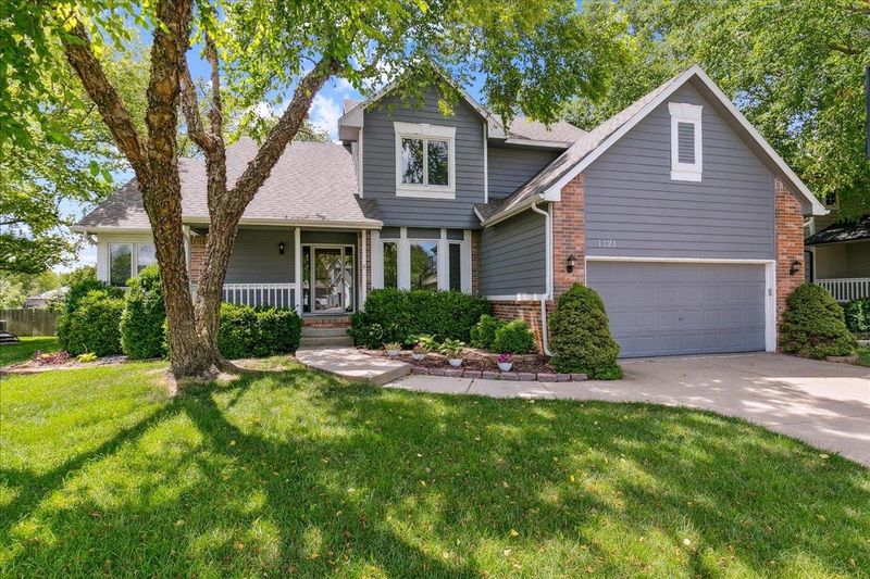 1121 W Mulberry Ct, Andover, KS 67002