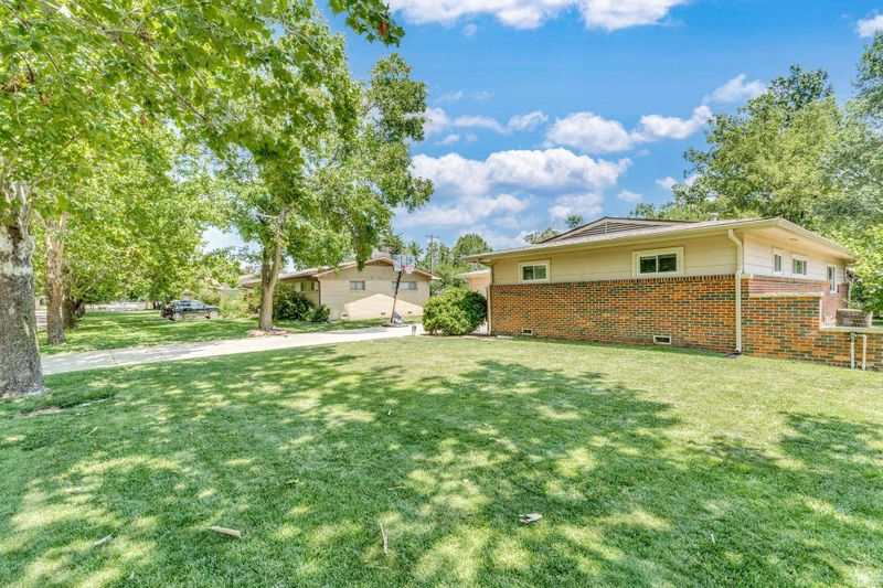 620 N Maus, Wichita, KS 67212