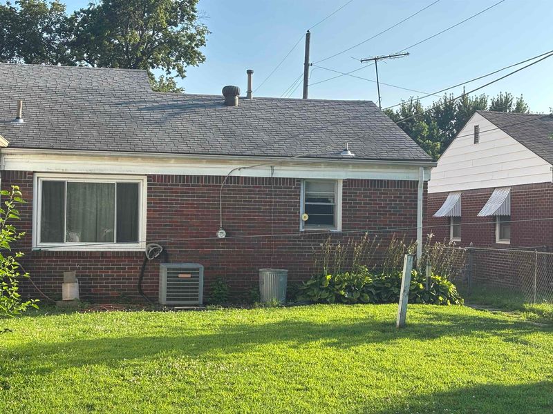 404 E Spencer, Haysville, KS 67060