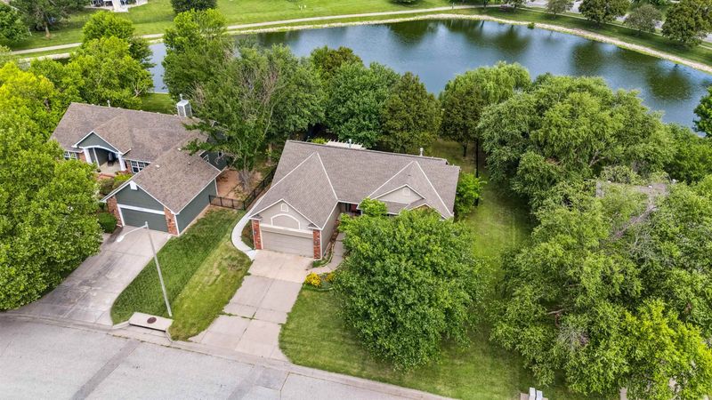 2425 N Baytree St, Wichita, KS 67205