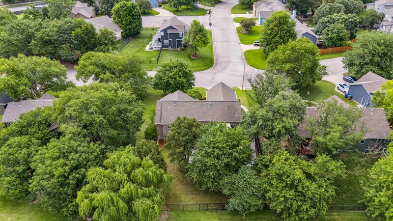 2425 N Baytree St, Wichita, KS 67205