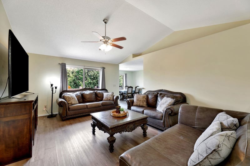 5328 S Ellis St, Wichita, KS 67216