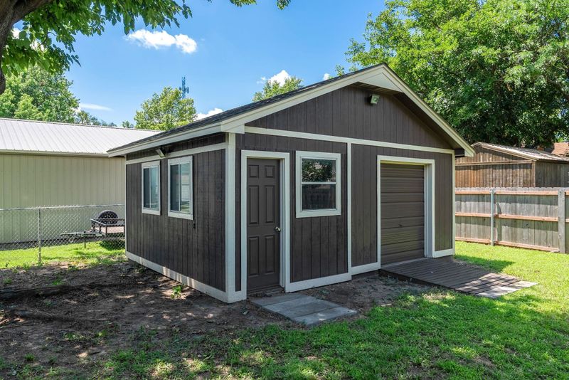 719 N Easy St, Goddard, KS 67052