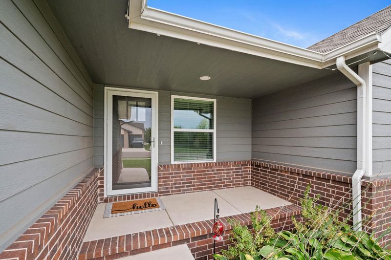 801 Bellows St, Derby, KS 67037
