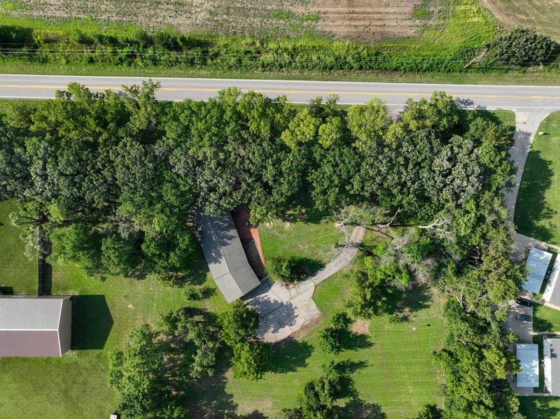 3105 W 1st St, Newton, KS 67114
