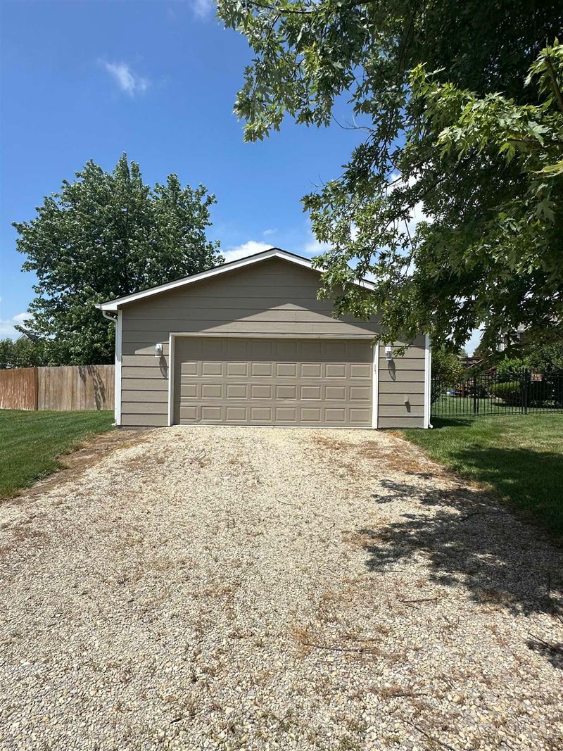 6535 S Brundige St, Derby, KS 67037