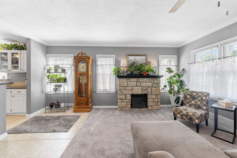 336 W Beloit Ave, Salina, KS 67401