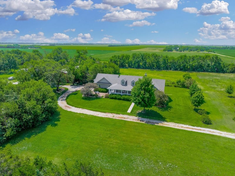 357 120th #359 120th, Newton, KS 67114