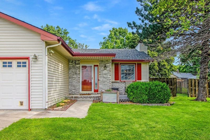 620 E School St, Rose Hill, KS 67133