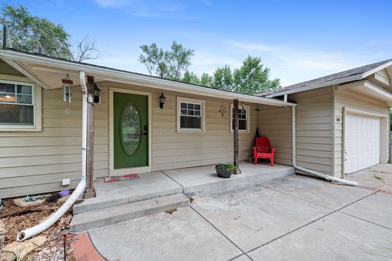 501 N Cindy St, Goddard, KS 67052
