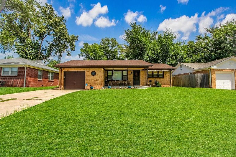 732 N El Paso, Derby, KS 67037