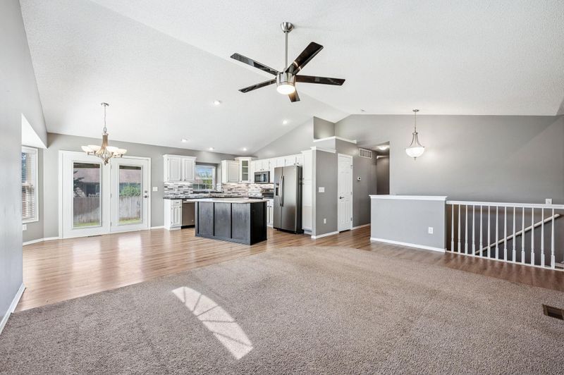 2801 Danbury Rd, Augusta, KS 67010