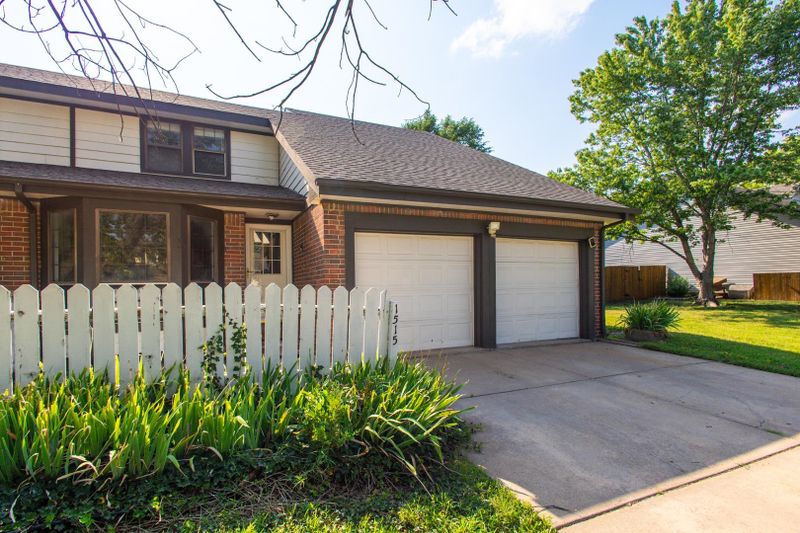 1515 S Goebel, Wichita, KS 67207