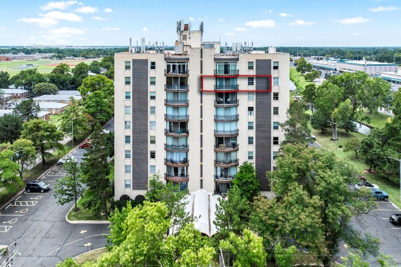 5051 E Lincoln #9f, Wichita, KS 67218