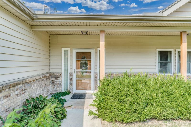 1601 S Chaparral, Derby, KS 67037