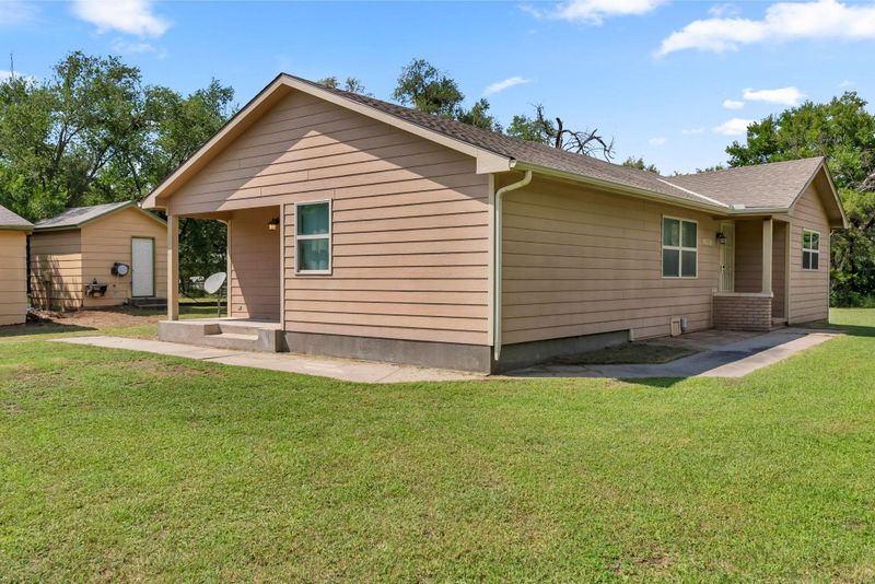 11145 Anthony Ln, Mulvane, KS 67110