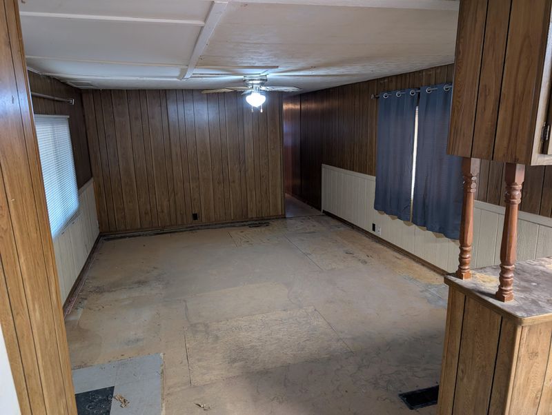 7376 W Frontier Rd, Salina, KS 67401