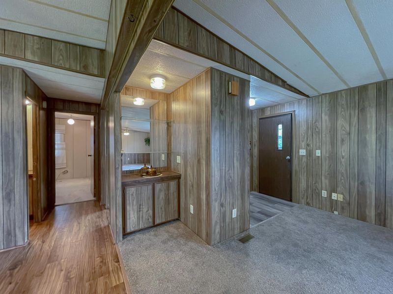 22692 51st Rd, Winfield, KS 67156