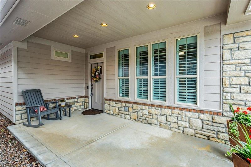 9709 W Village Pl, Maize, KS 67101