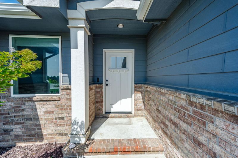 2018 E Clover Ct, Andover, KS 67002-8446