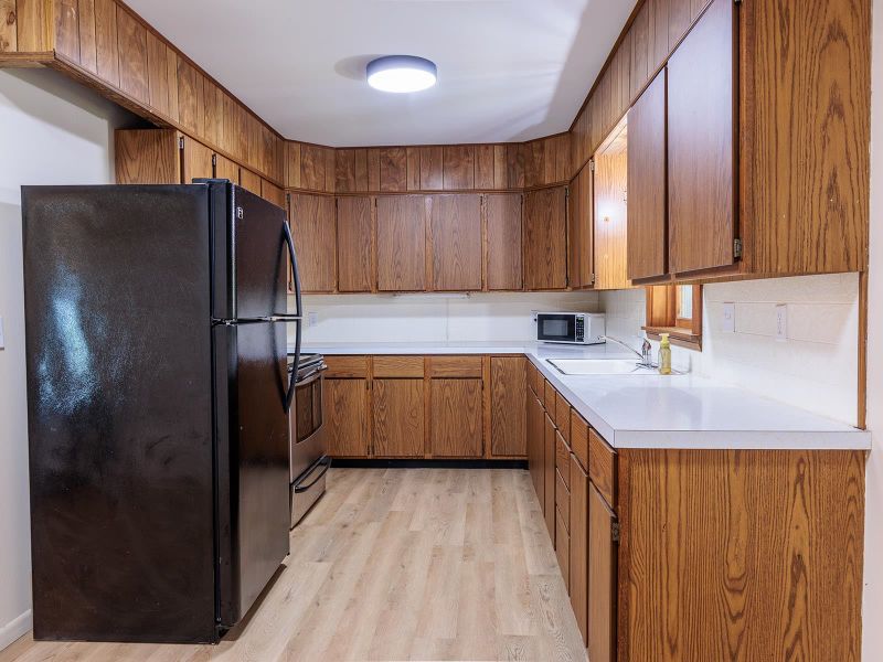 923 Harris Rd, Winfield, KS 67156