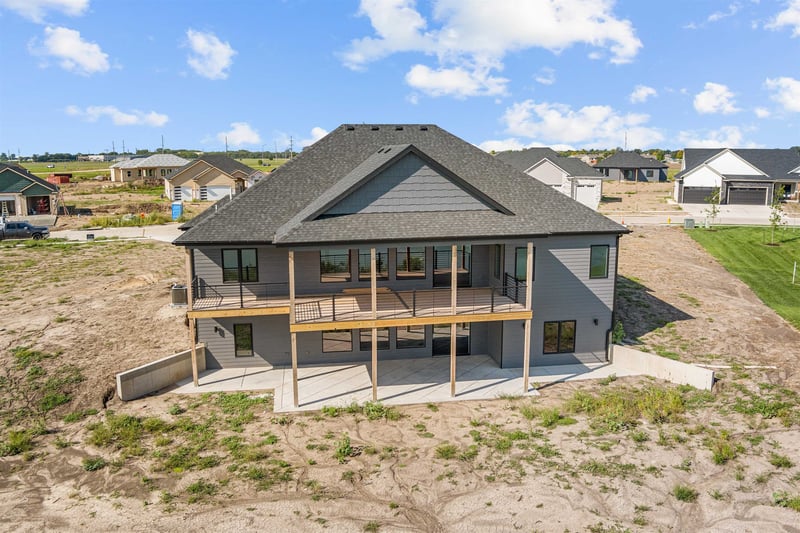 2905 Malibu Dr, Salina, KS 67401