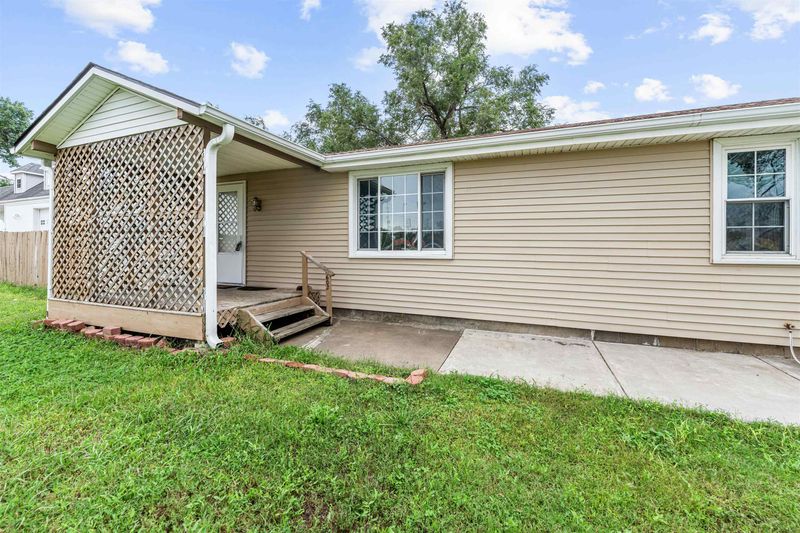 603 Smith Ave, Salina, KS 67401