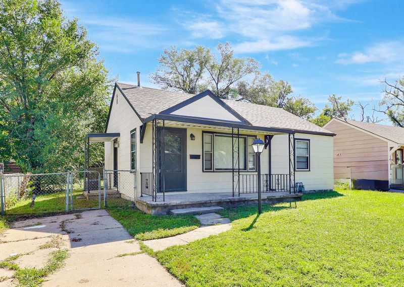 622 N Gordon St, Wichita, KS 67203