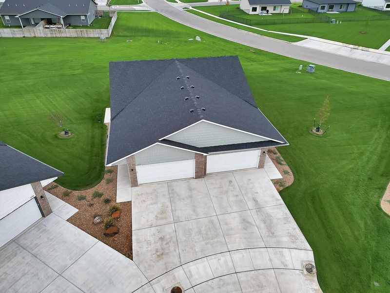 1094 Trek Ct, Goddard, KS 67052