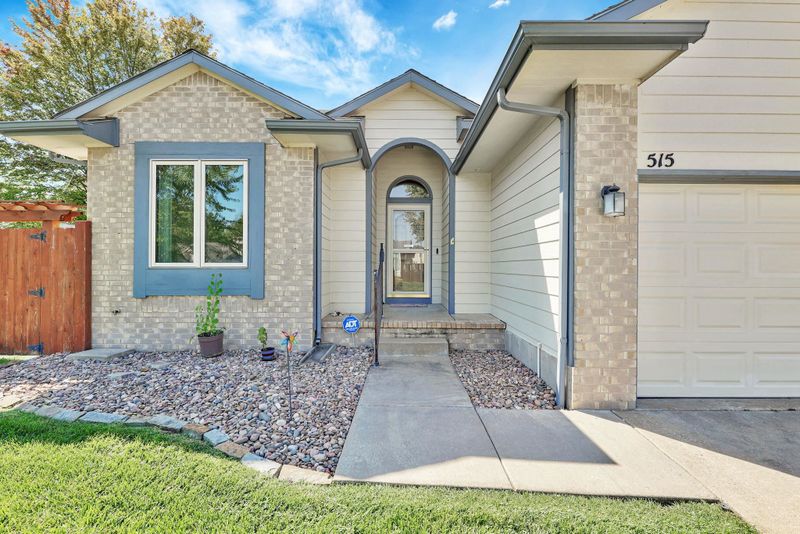 515 E Wahoo St, Derby, KS 67037