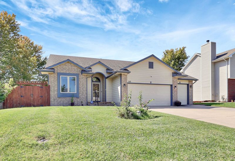 515 E Wahoo St, Derby, KS 67037