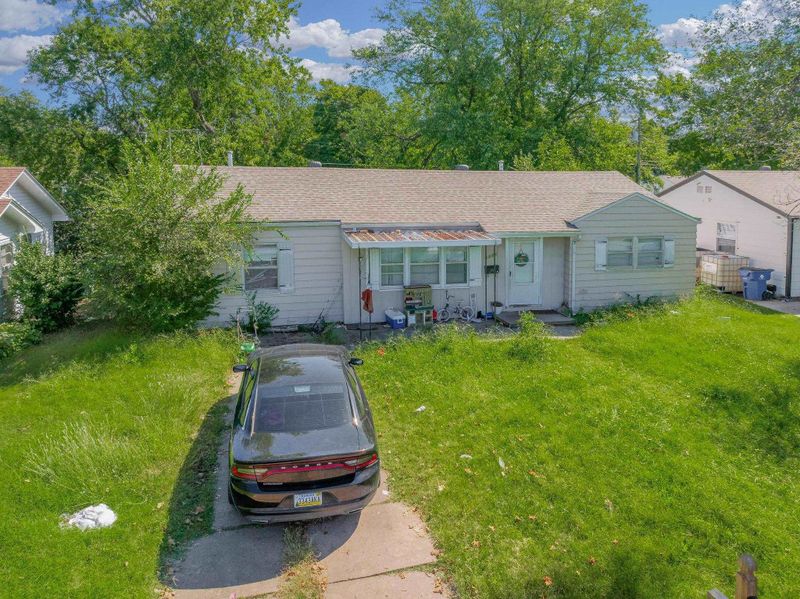 2456 S Everett St, Wichita, KS 67217