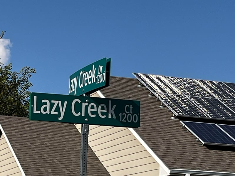 1212 Lazy Creek Ct, Newton, KS 67114