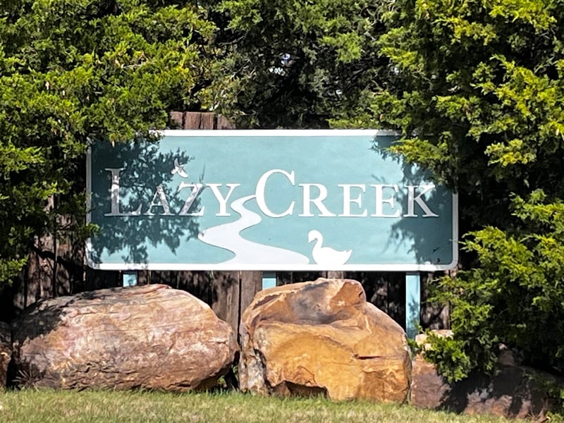 1212 Lazy Creek Ct, Newton, KS 67114