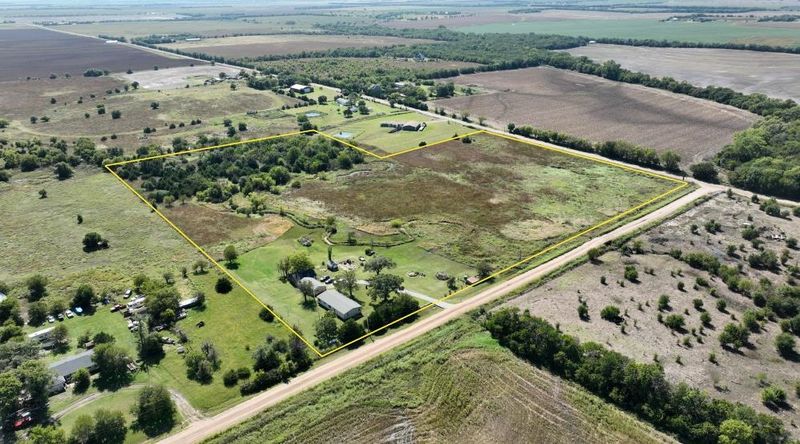 107 E 130th Ave N, Clearwater, KS 67026
