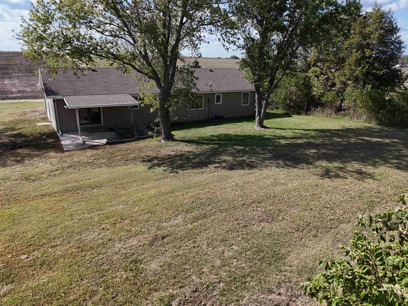 1824 Quail Rd, Concordia, KS 66901