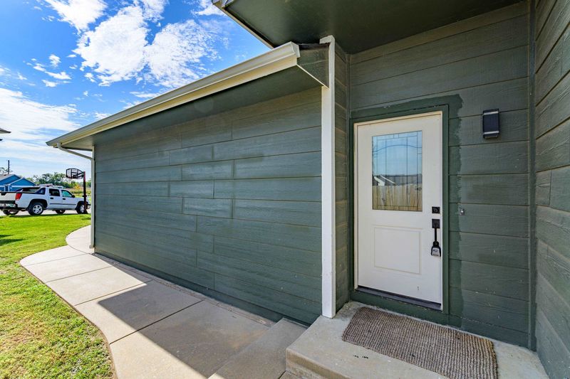 427 Aurora Ct, Rose Hill, KS 67133