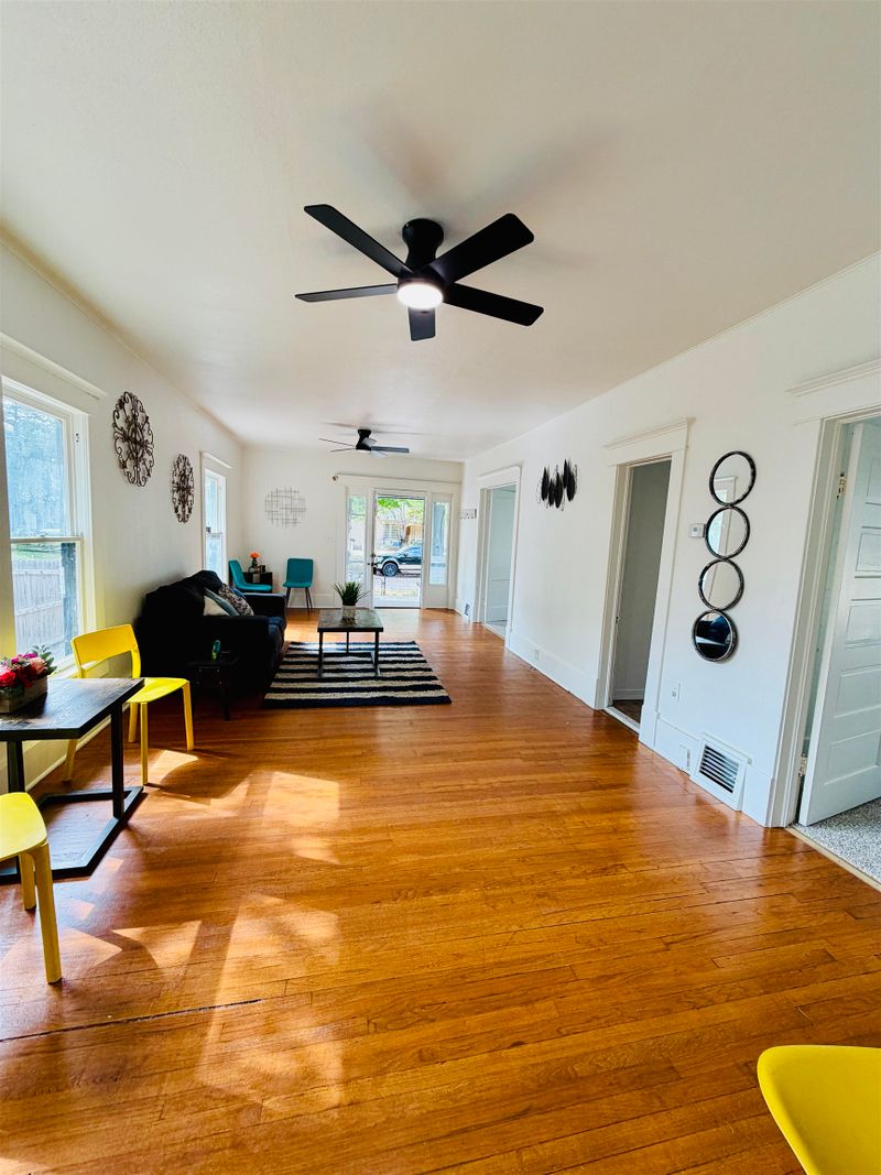 2012 N Jackson Ave, Wichita, KS 67203
