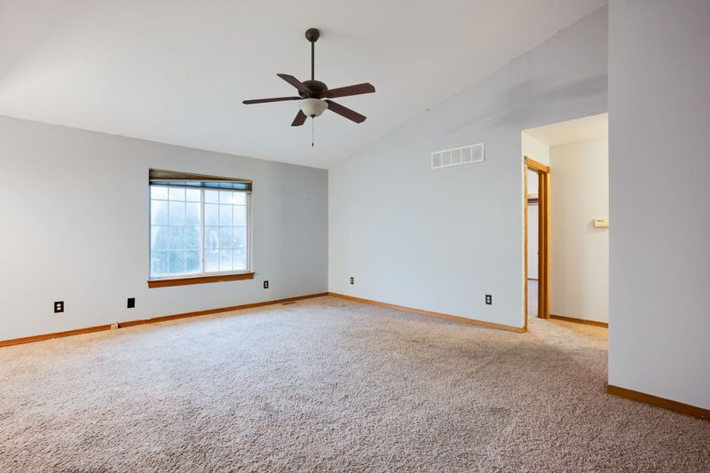 158 Chestnut Dr, Mulvane, KS 67110