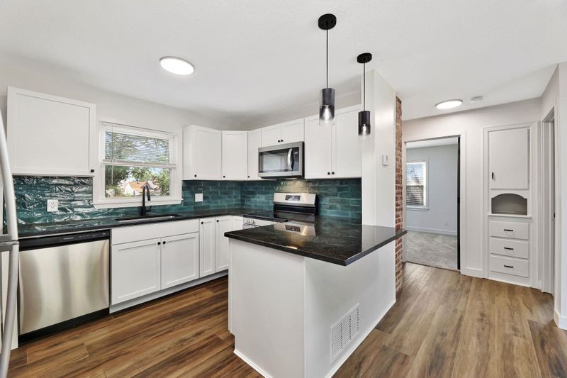1416 N Broadview, Wichita, KS 67208