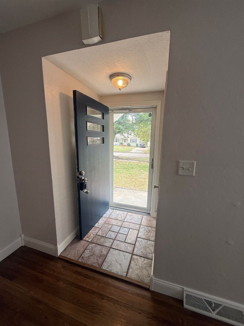 2128 E Rivera St, Wichita, KS 67211