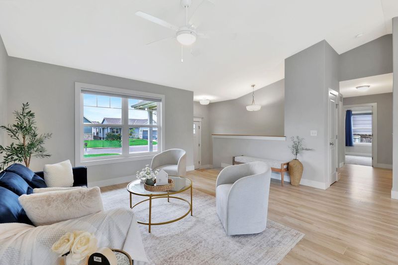 1241 E Prairie Hill Cir, Park City, KS 67219