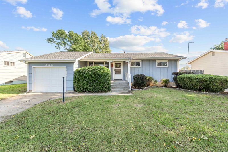 366 Maple Ave, Salina, KS 67401